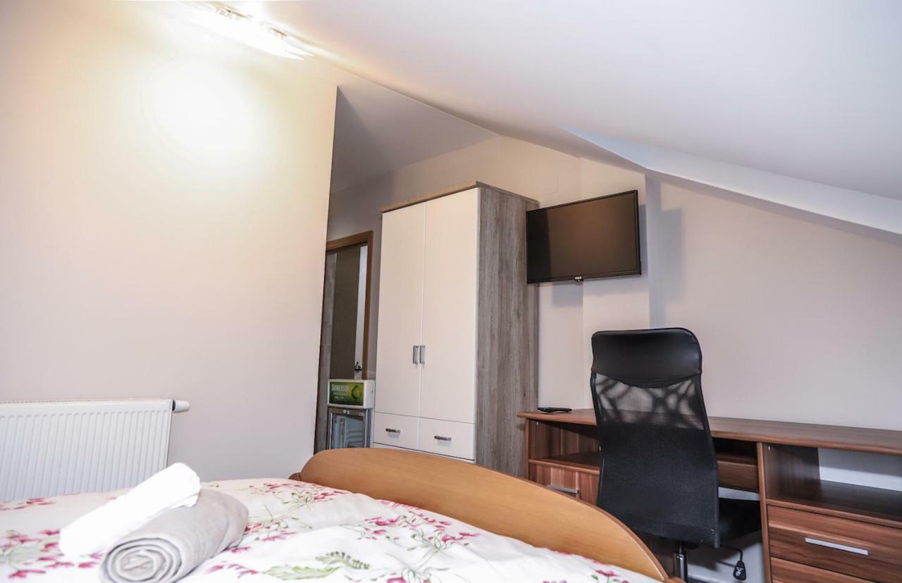 Hotel Zrinski Копривниця Екстер'єр фото