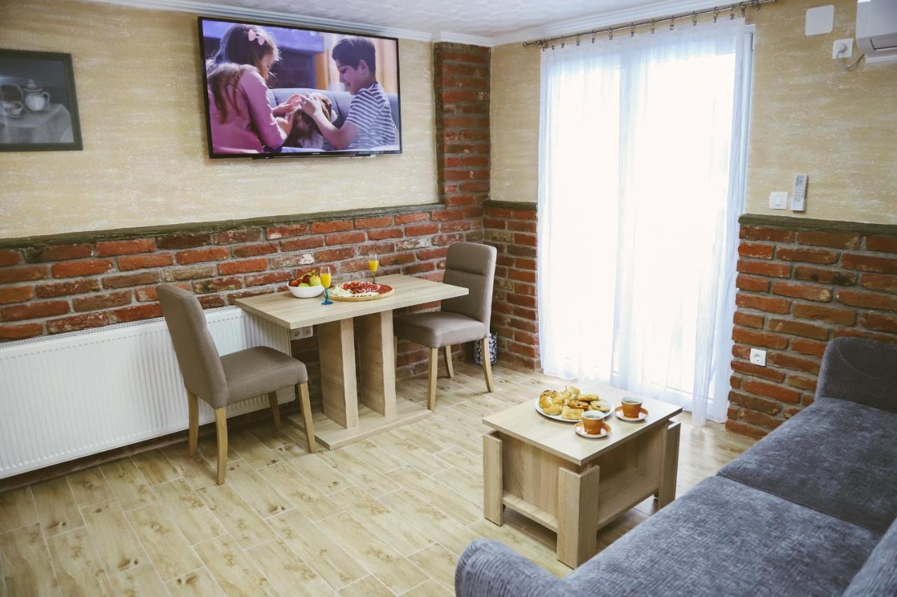 Hotel Zrinski Копривниця Екстер'єр фото